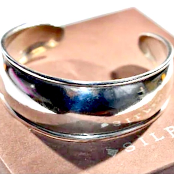 Silpada Vintage RARE Sleek Classic Sterling SIlver Cuff Bracelet, Rolled Edges - Picture 10 of 10